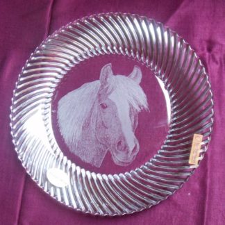 assiette en cristal tête cheval